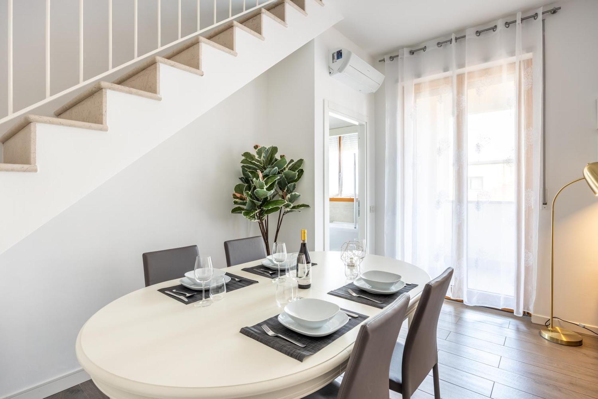 Bocconi'S Nest - Close To Duomo With Terrace ميلان المظهر الخارجي الصورة