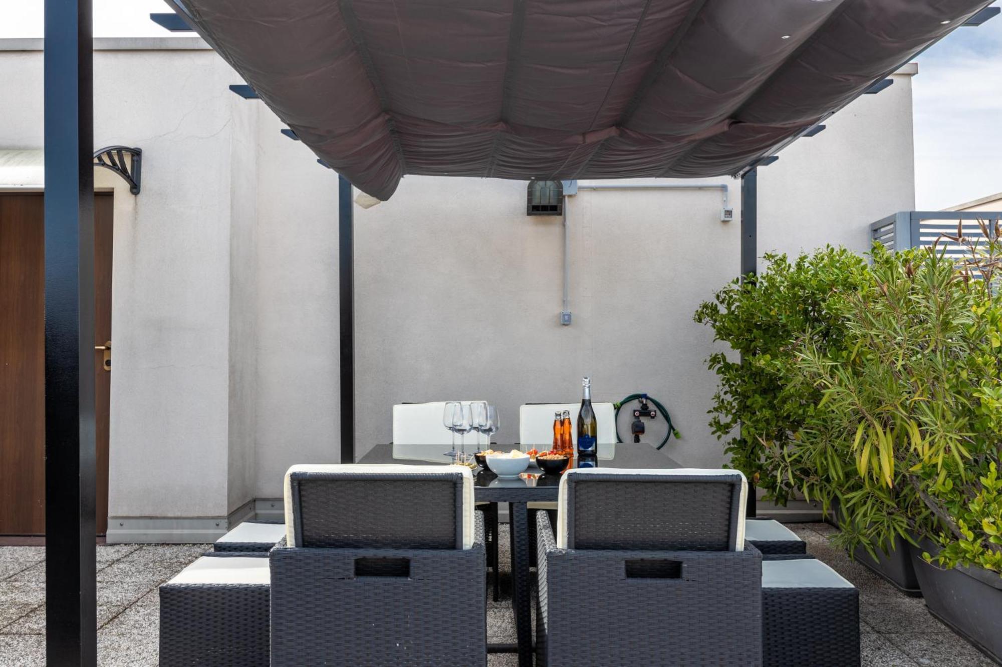 Bocconi'S Nest - Close To Duomo With Terrace ميلان المظهر الخارجي الصورة