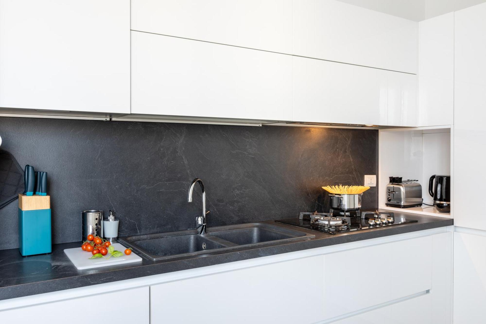 Bocconi'S Nest - Close To Duomo With Terrace ميلان المظهر الخارجي الصورة